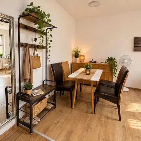 Apartamentsbymatyrafa-i Апартаменты Тарновске-Гуры